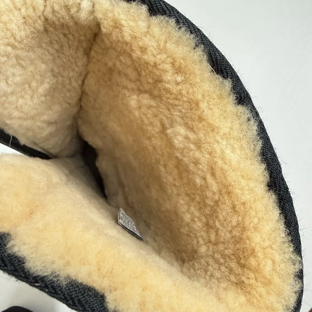 UGG Retro Cargo Pocket Black Suede Boots S/N 5195